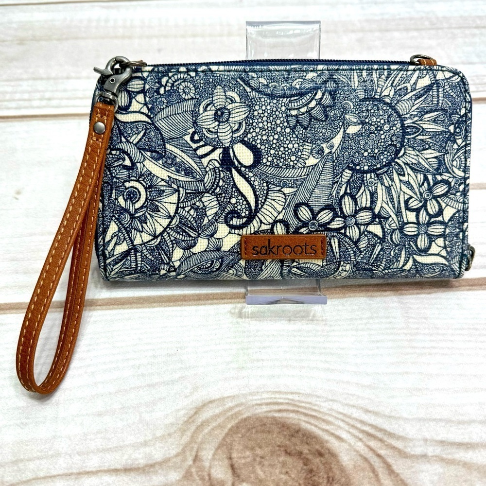 Sakroots Wristlet Blue & Ivory Boho Mandala Print Canvas Fits Large Cell Phone